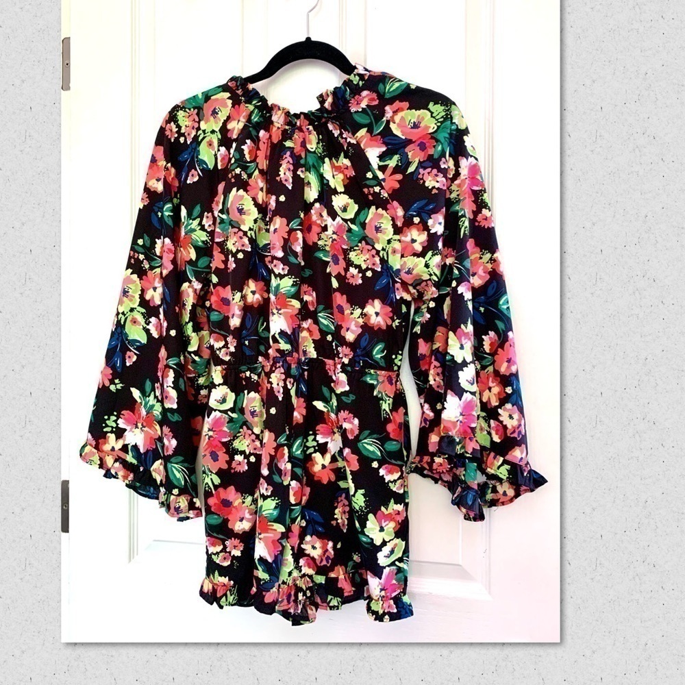Bohemian Floral Romper Shorts colorful whimsical flowy short shorts Medium NWOT